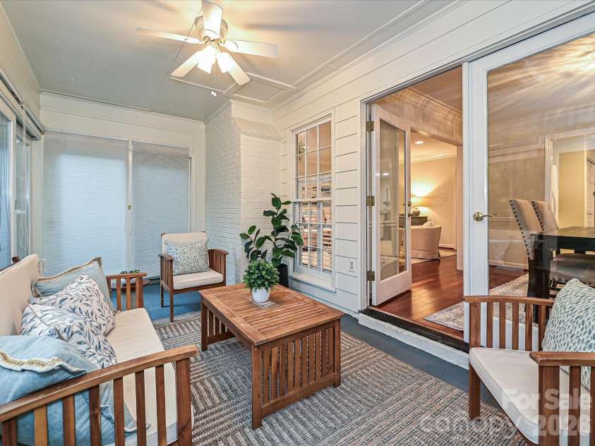 7417 Red Oak Lane, Charlotte, NC 28226.  MLS# CAR4348811, YatesRealty ID 33273. 