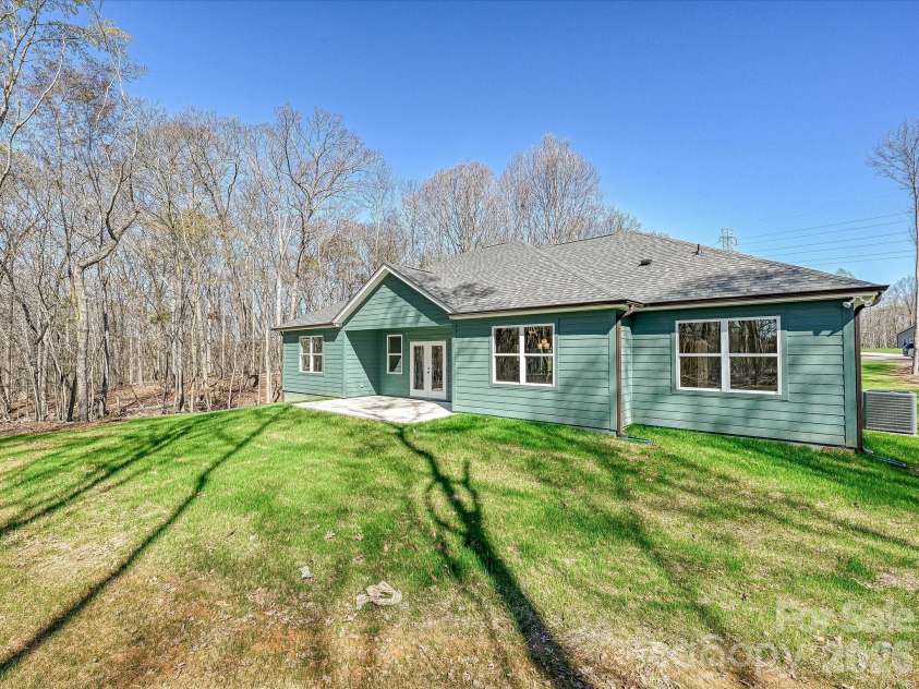 3003 Buffet Lane, Monroe, NC 28110.  MLS# CAR4338486, YatesRealty ID 33274. 