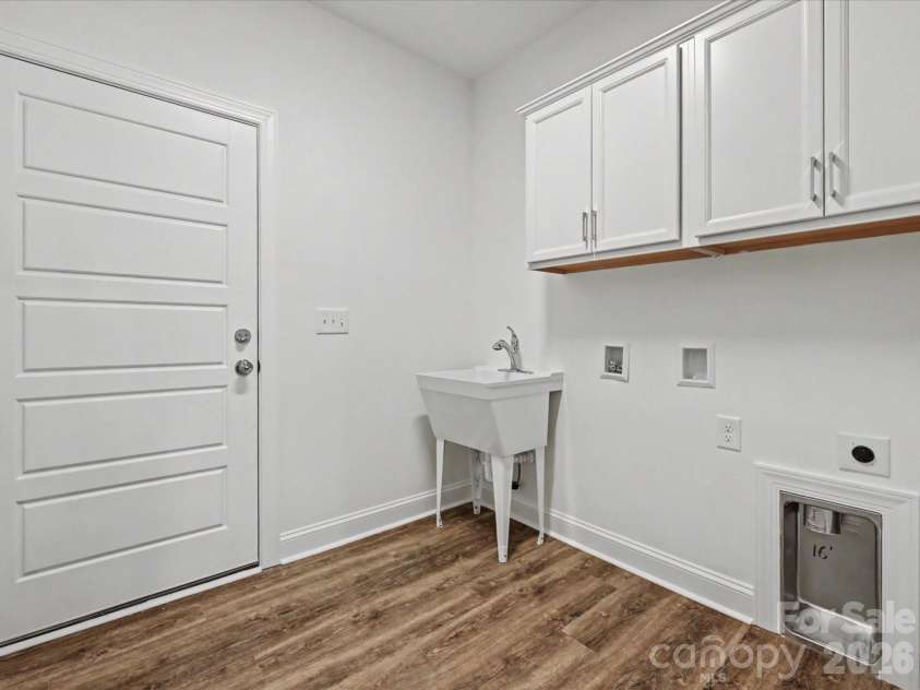 3003 Buffet Lane, Monroe, NC 28110.  MLS# CAR4338486, YatesRealty ID 33274. 