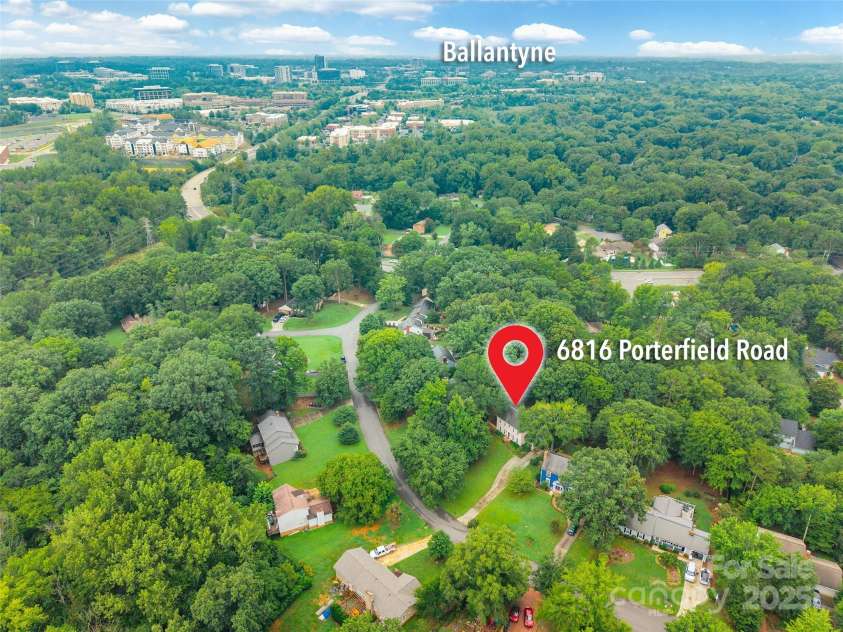 6816 Porterfield Road, Charlotte, NC 28226.  MLS# CAR4290943, YatesRealty ID 33274. 