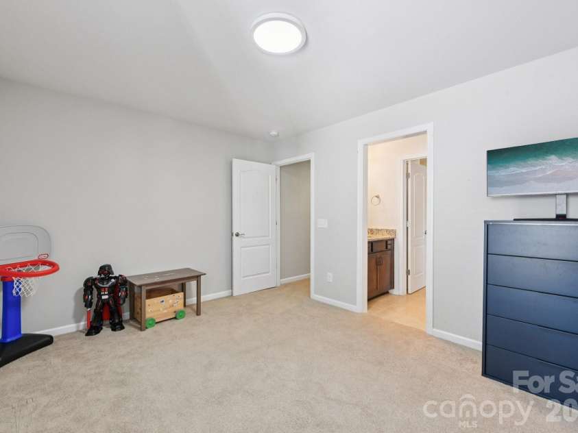 204 Hampton Trail Drive, Fort Mill, SC 29708.  MLS# CAR4350290, YatesRealty ID 33275. Another view of bedroom 3 with a walk in closet.