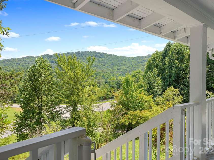 1540 Pisgah Highway, Candler, NC 28715.  MLS# CAR4293777, YatesRealty ID 33276. 