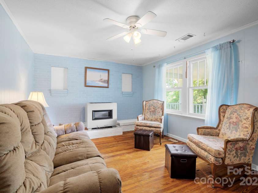 1540 Pisgah Highway, Candler, NC 28715.  MLS# CAR4293777, YatesRealty ID 33276. 