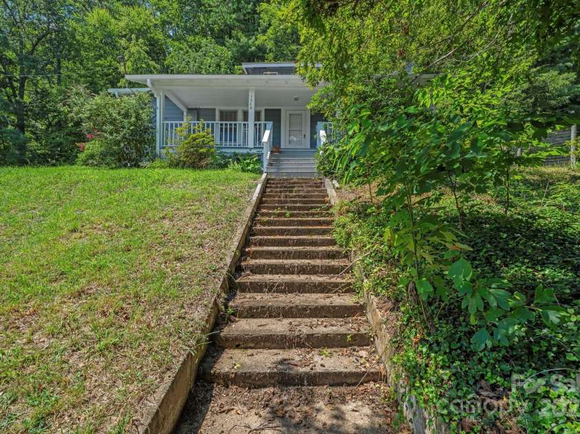 1540 Pisgah Highway, Candler, NC 28715.  MLS# CAR4293777, YatesRealty ID 33276. 