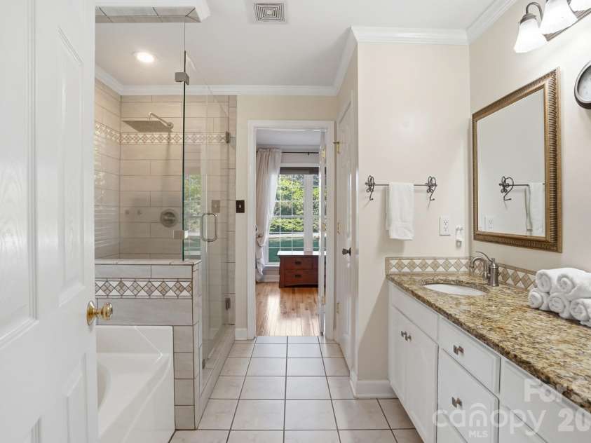 104 Ardmore Place, Mooresville, NC 28117.  MLS# CAR4366893, YatesRealty ID 33277. 