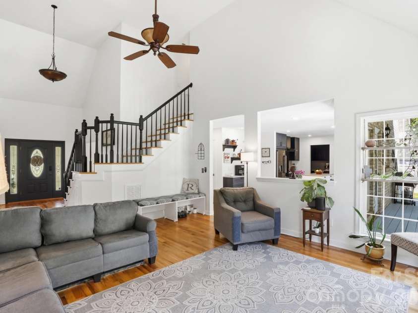104 Ardmore Place, Mooresville, NC 28117.  MLS# CAR4366893, YatesRealty ID 33277. 