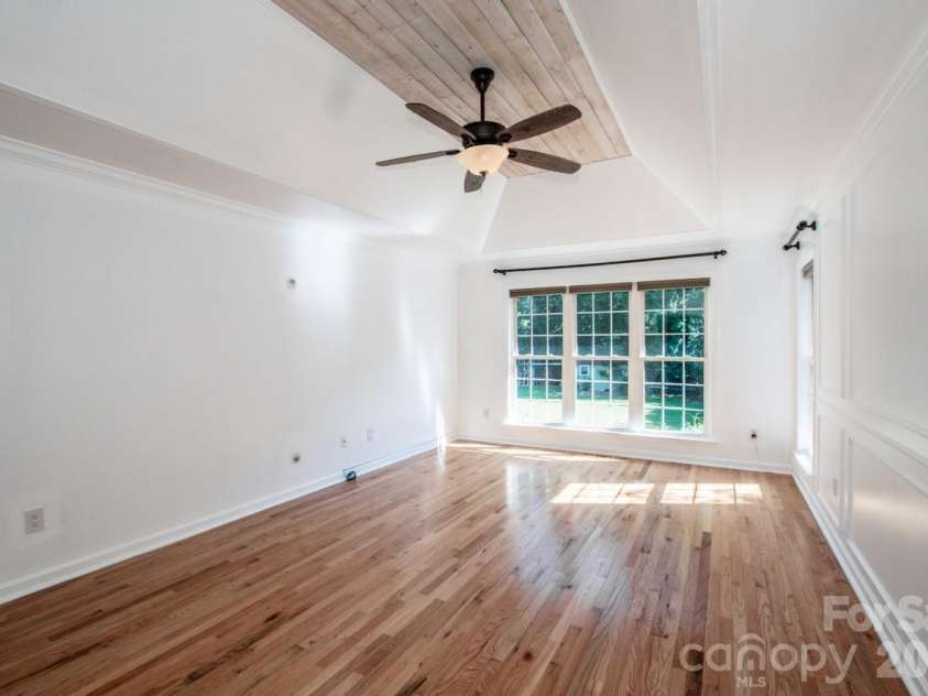 104 Ardmore Place, Mooresville, NC 28117.  MLS# CAR4366893, YatesRealty ID 33277. 