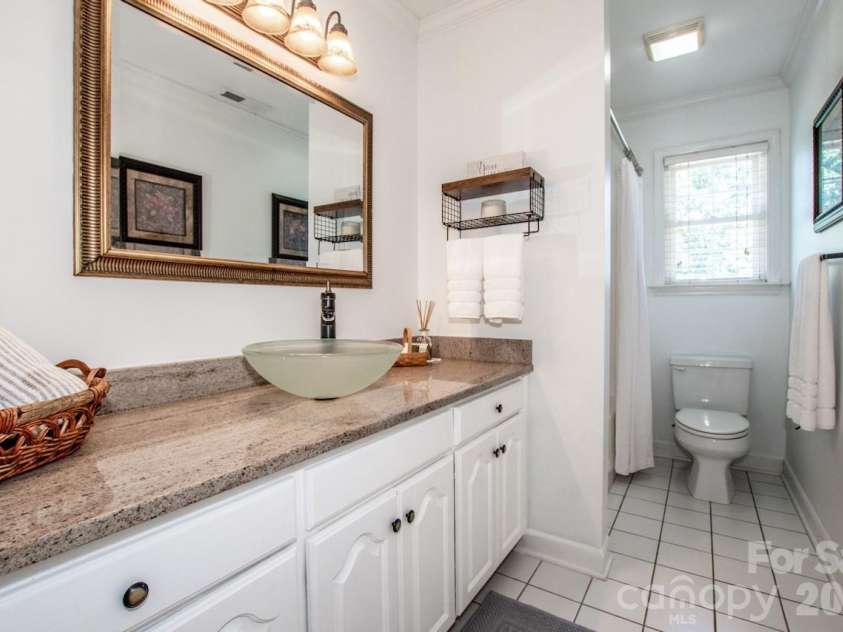 104 Ardmore Place, Mooresville, NC 28117.  MLS# CAR4366893, YatesRealty ID 33277. 