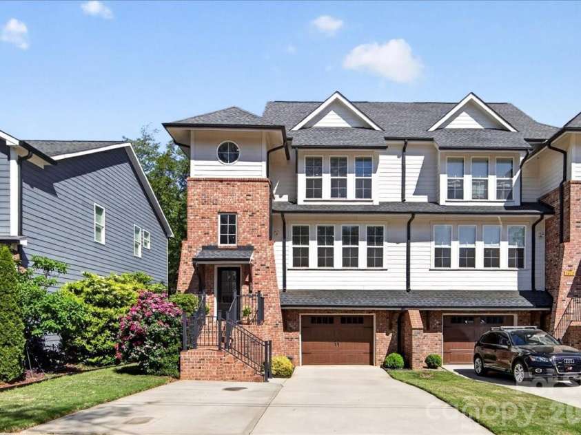 1413 Lomax Avenue, Charlotte, NC 28211.  MLS# CAR4372245, YatesRealty ID 33278. 