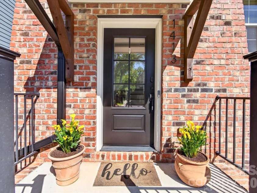 1413 Lomax Avenue, Charlotte, NC 28211.  MLS# CAR4372245, YatesRealty ID 33278. 