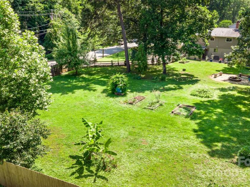 7015 Lavern Street, Charlotte, NC 28215.  MLS# CAR4260772, YatesRealty ID 33280. Full Backyard aerial