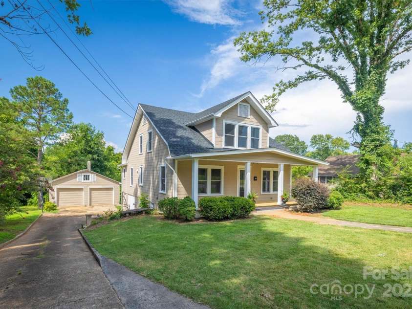 110 Patton Street, Morganton, NC 28655.  MLS# CAR4284548, YatesRealty ID 33281. 