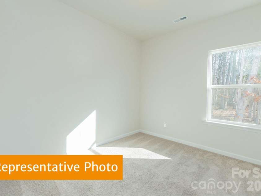 5640 Ringneck Road, Charlotte, NC 28216.  MLS# CAR4377315, YatesRealty ID 33281. Rutledge Secondary Bedroom 1