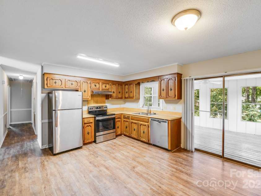 4308 Pinto Lane, Gastonia, NC 28052.  MLS# CAR4269553, YatesRealty ID 33282. 