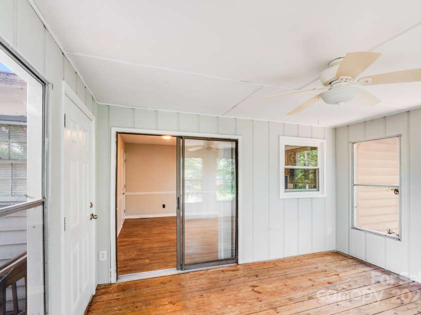 4308 Pinto Lane, Gastonia, NC 28052.  MLS# CAR4269553, YatesRealty ID 33282. 