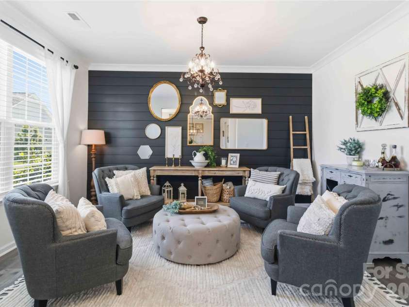 961 Stebbins Drive, Fort Mill, SC 29715.  MLS# CAR4378300, YatesRealty ID 33283. 