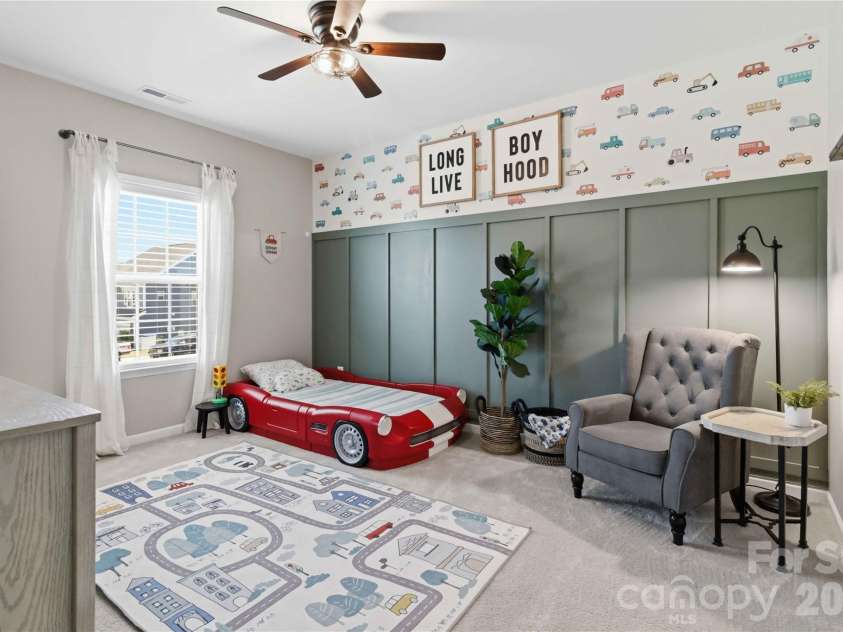 961 Stebbins Drive, Fort Mill, SC 29715.  MLS# CAR4378300, YatesRealty ID 33283. 