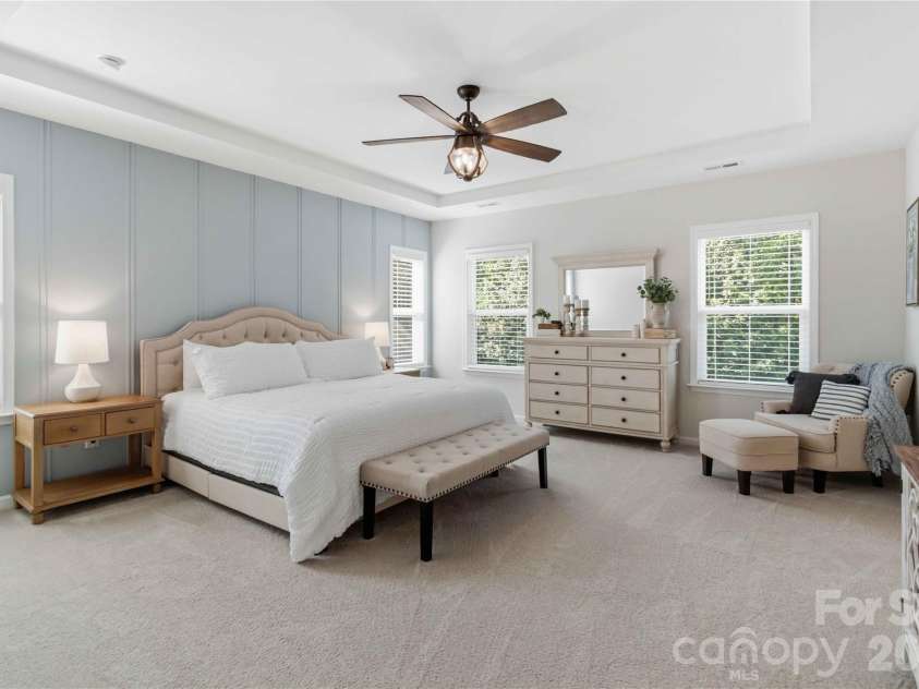 961 Stebbins Drive, Fort Mill, SC 29715.  MLS# CAR4378300, YatesRealty ID 33283. 