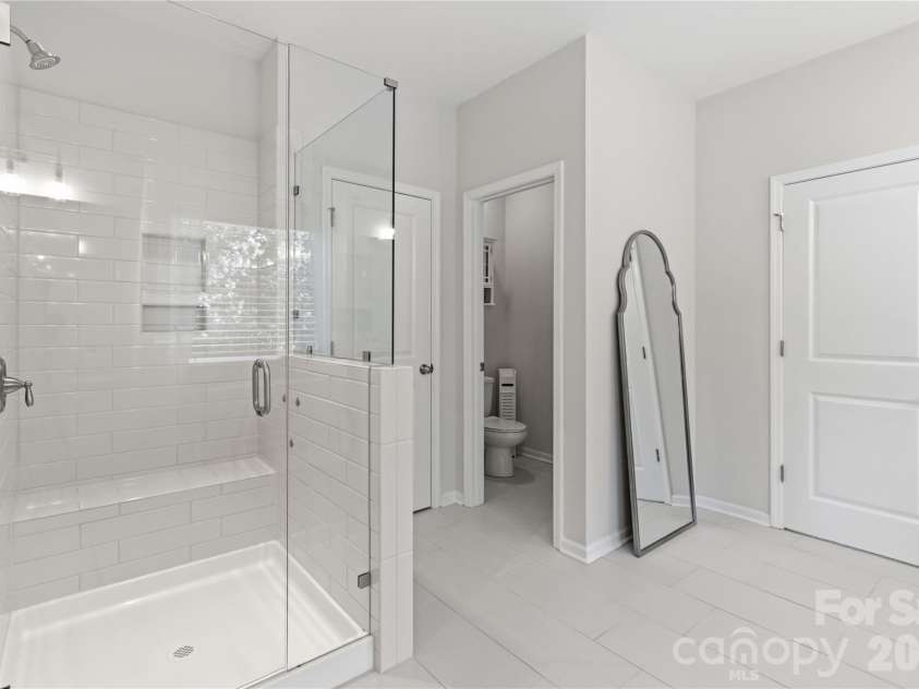961 Stebbins Drive, Fort Mill, SC 29715.  MLS# CAR4378300, YatesRealty ID 33283. 