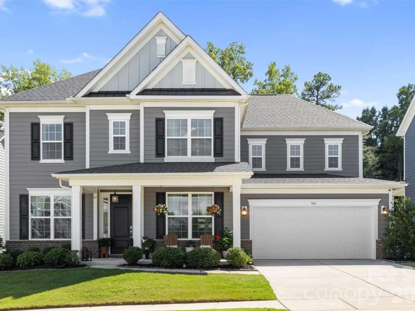 961 Stebbins Drive, Fort Mill, SC 29715.  MLS# CAR4412572, YatesRealty ID 33283. 