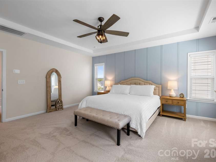961 Stebbins Drive, Fort Mill, SC 29715.  MLS# CAR4412572, YatesRealty ID 33283. 