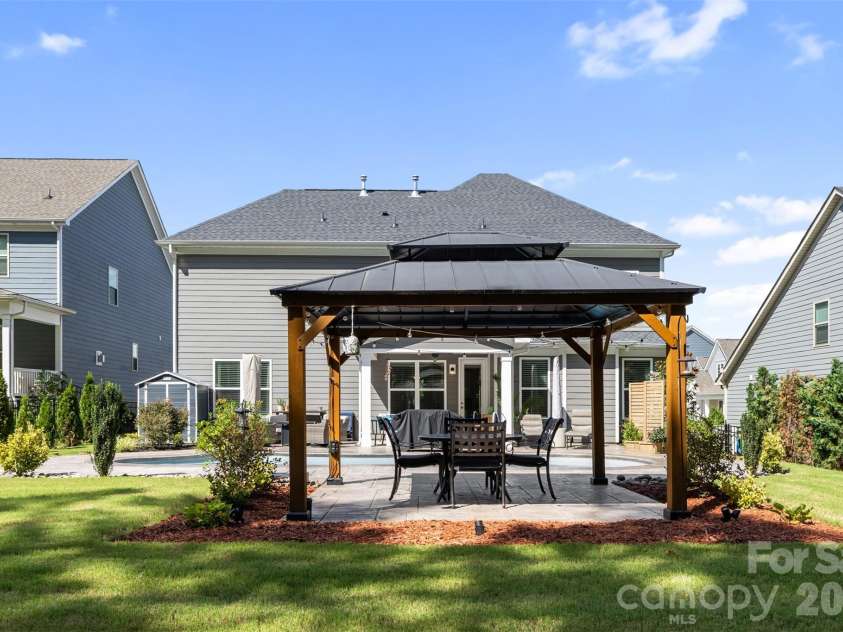 961 Stebbins Drive, Fort Mill, SC 29715.  MLS# CAR4412572, YatesRealty ID 33283. 