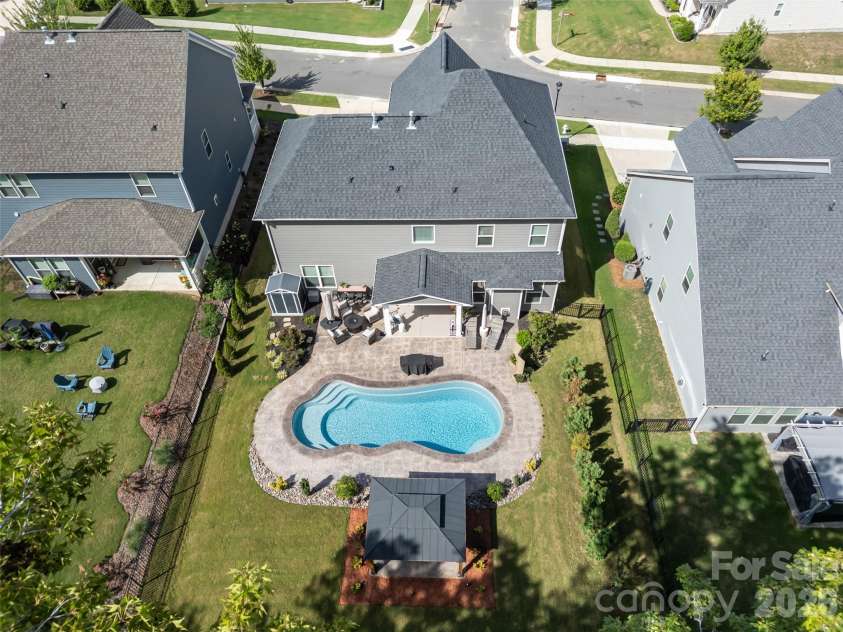 961 Stebbins Drive, Fort Mill, SC 29715.  MLS# CAR4412572, YatesRealty ID 33283. 