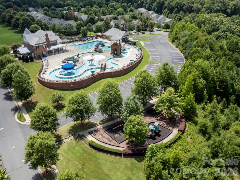 961 Stebbins Drive, Fort Mill, SC 29715.  MLS# CAR4412572, YatesRealty ID 33283. 