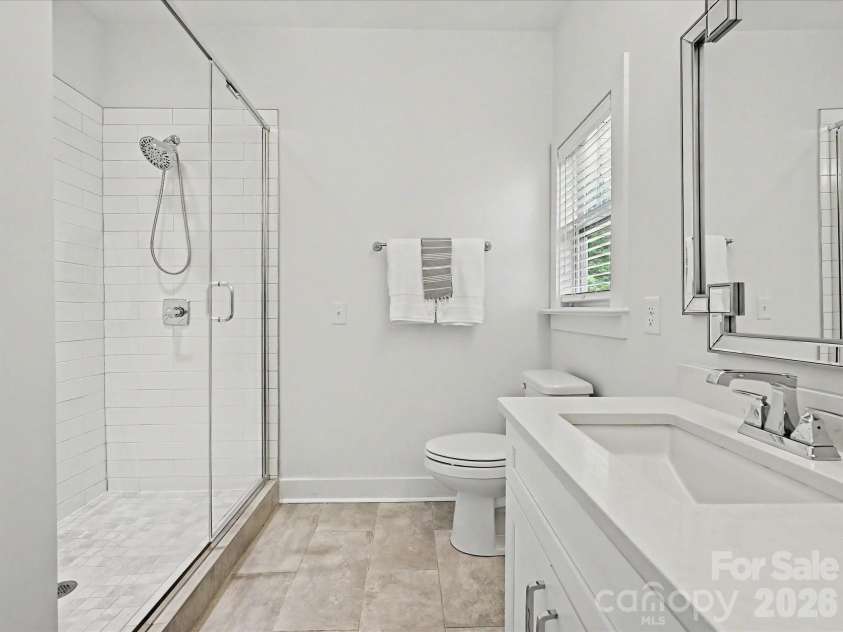 1216 Lomax Avenue, Charlotte, NC 28211.  MLS# CAR4381287, YatesRealty ID 33285. 