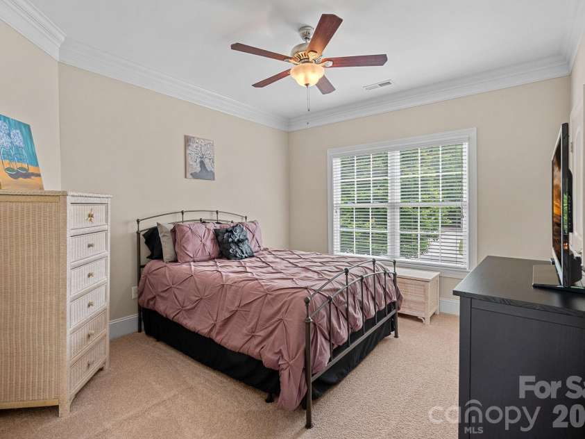195 Birdie Drive, Stanley, NC 28164.  MLS# CAR4385240, YatesRealty ID 33287. 