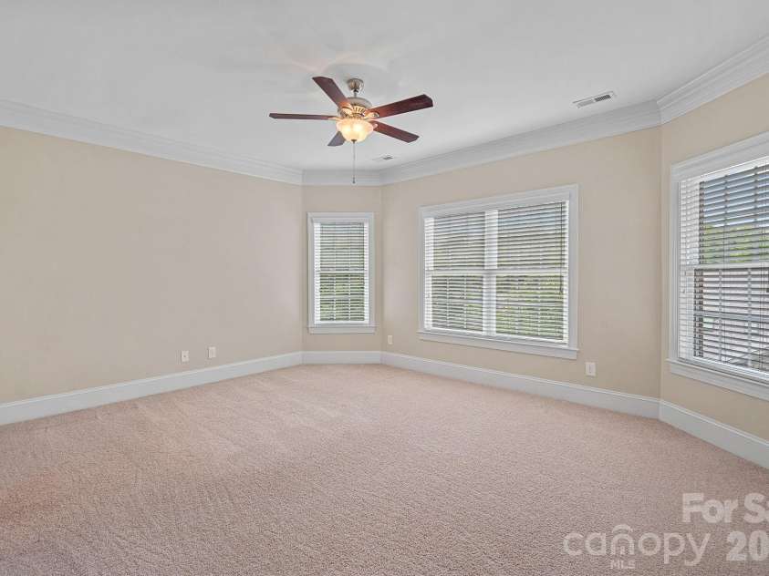 195 Birdie Drive, Stanley, NC 28164.  MLS# CAR4385240, YatesRealty ID 33287. 