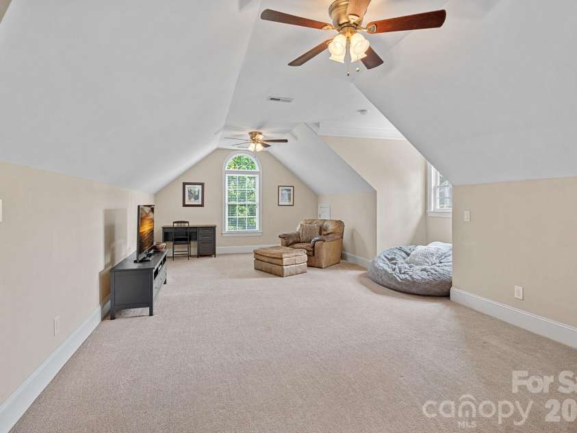 195 Birdie Drive, Stanley, NC 28164.  MLS# CAR4385240, YatesRealty ID 33287. 