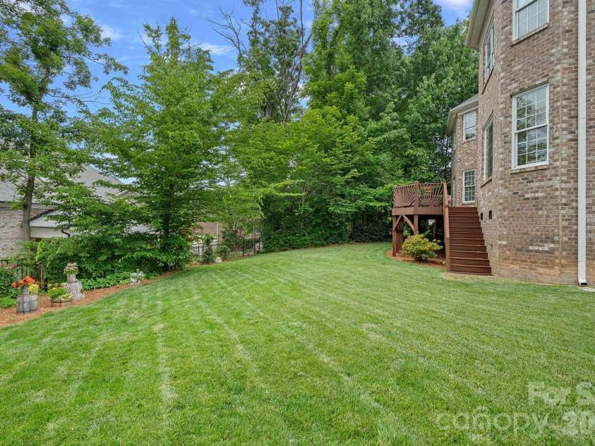 195 Birdie Drive, Stanley, NC 28164.  MLS# CAR4385240, YatesRealty ID 33287. 