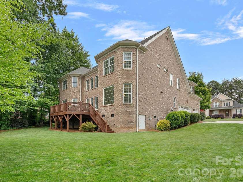 195 Birdie Drive, Stanley, NC 28164.  MLS# CAR4385240, YatesRealty ID 33287. 