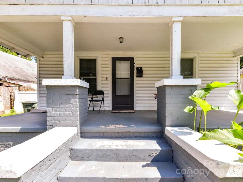 522 Elm Street, Salisbury, NC 28144.  MLS# CAR4294323, YatesRealty ID 33287. 