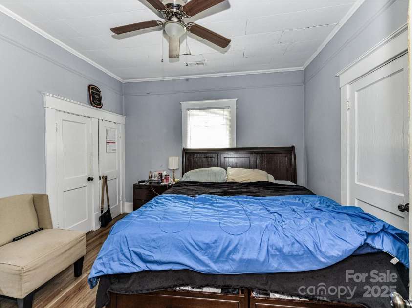522 Elm Street, Salisbury, NC 28144.  MLS# CAR4294323, YatesRealty ID 33287. 