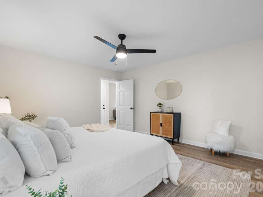 208 B Avenue, Maiden, NC 28650.  MLS# CAR4389160, YatesRealty ID 33288. 