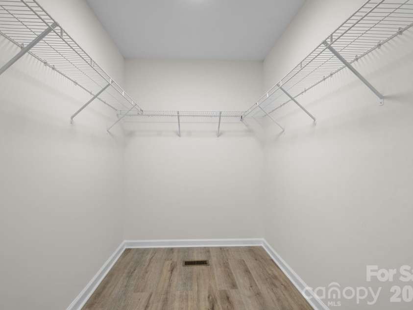 208 B Avenue, Maiden, NC 28650.  MLS# CAR4389160, YatesRealty ID 33288. 