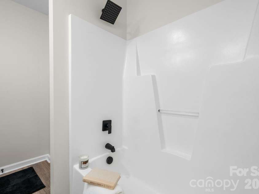 208 B Avenue, Maiden, NC 28650.  MLS# CAR4389160, YatesRealty ID 33288. 