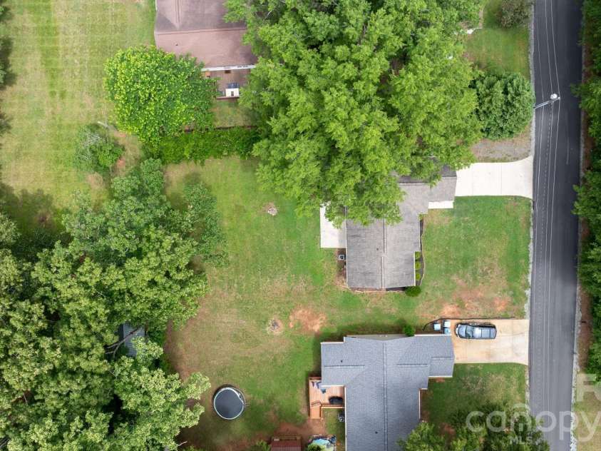 208 B Avenue, Maiden, NC 28650.  MLS# CAR4389160, YatesRealty ID 33288. 