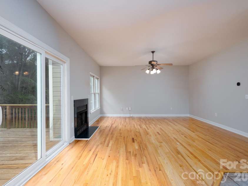 2116 Quail Drive, Concord, NC 28027.  MLS# CAR4389135, YatesRealty ID 33289. 