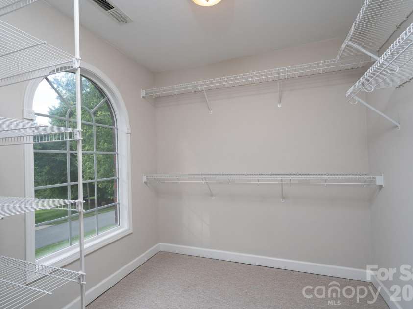 2116 Quail Drive, Concord, NC 28027.  MLS# CAR4389135, YatesRealty ID 33289. 