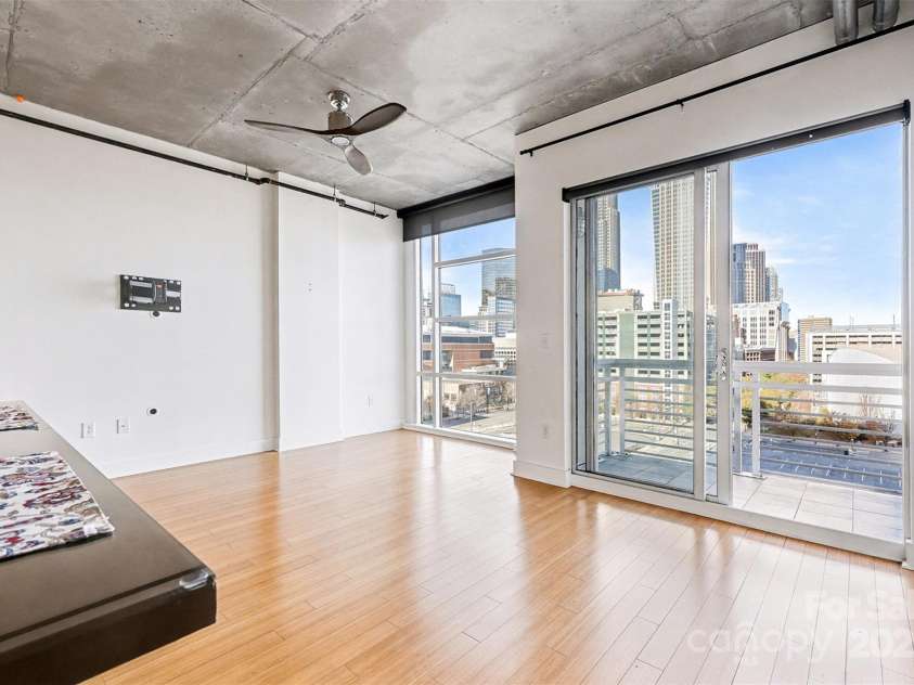 505 6th Street, Charlotte, NC 28202.  MLS# CAR4331119, YatesRealty ID 3329. 