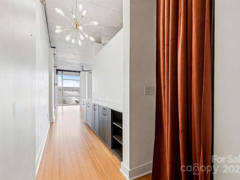 505 6th Street, Charlotte, NC 28202.  MLS# CAR4331119, YatesRealty ID 3329. 