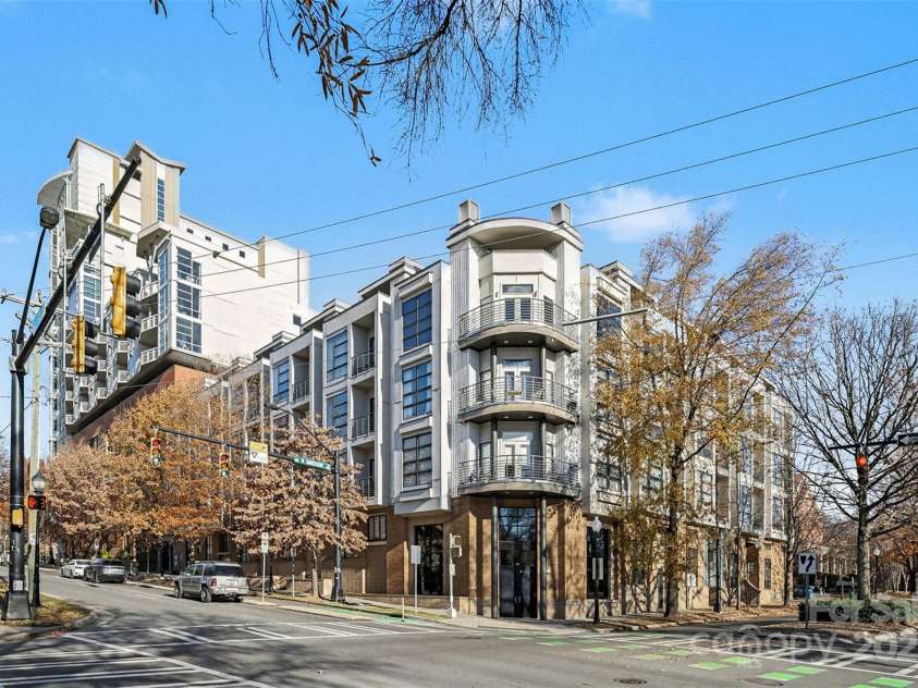 505 6th Street, Charlotte, NC 28202.  MLS# CAR4331119, YatesRealty ID 3329. 