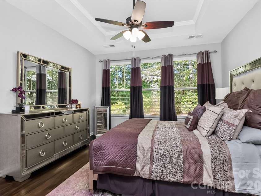 4540 Blackmuir Wood Circle, Charlotte, NC 28270.  MLS# CAR4388580, YatesRealty ID 33291. Primary Bedroom