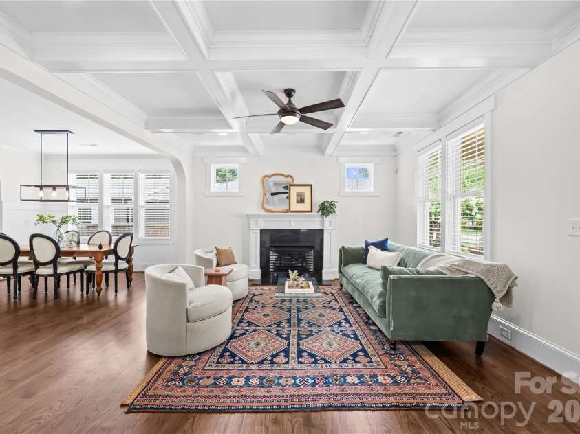 1340 Downs Avenue, Charlotte, NC 28205.  MLS# CAR4387303, YatesRealty ID 33292. You're immediately greeted with quality and craftsmanship.