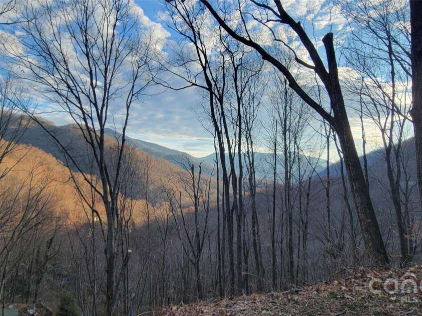 334 Wayah Zooshuga Road, Maggie Valley, NC 28751.  MLS# CAR4291412, YatesRealty ID 33292. 