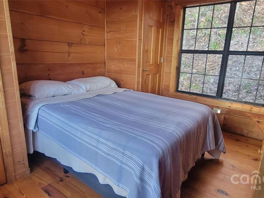 334 Wayah Zooshuga Road, Maggie Valley, NC 28751.  MLS# CAR4291412, YatesRealty ID 33292. 