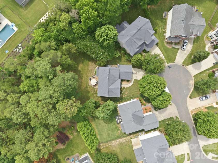 16106 Cloverleaf Court, Charlotte, NC 28277.  MLS# CAR4390415, YatesRealty ID 33293. 